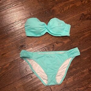 Victoria’s Secret bikini